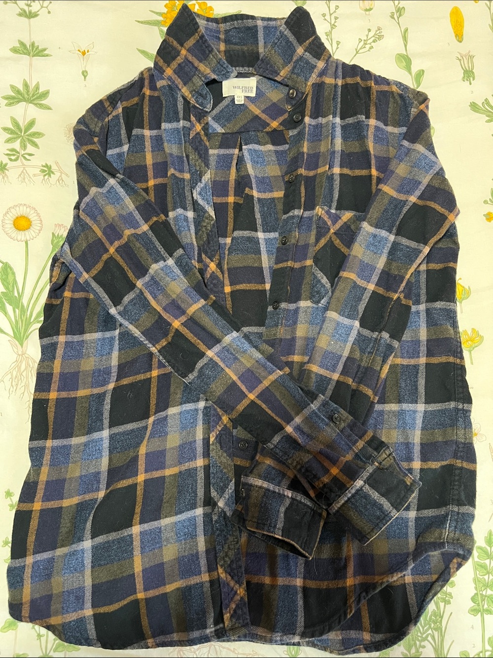 Wilfred Black Plaid Shirt with Blue and Brown Checks
